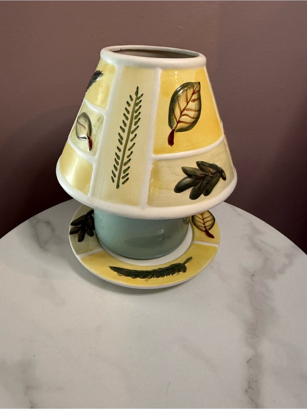 Yellow Leaf Pattern Ceramic Lamp with Saucer